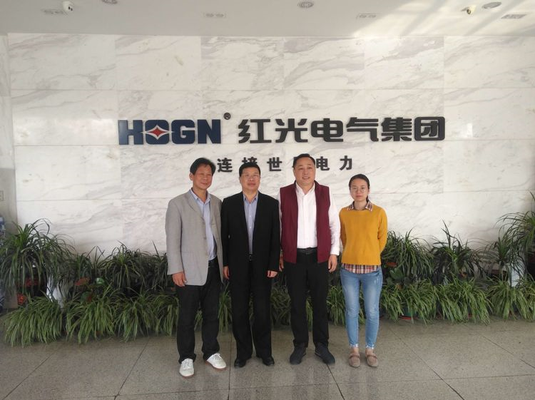 乐清市人大副主任王友闻莅临人生就是博开展助企事情